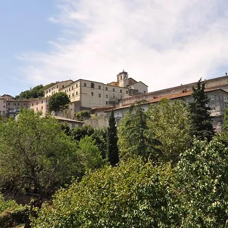 La Barchetta Di Carta Loft A * Soriano nel Cimino